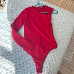 Women’s One-shoulder Zara red jumpsuit